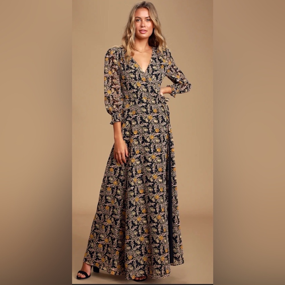 ❤️Beautiful Dark Femme Lulu’s Black Gold Purple Floral Maxi Wrap Dress